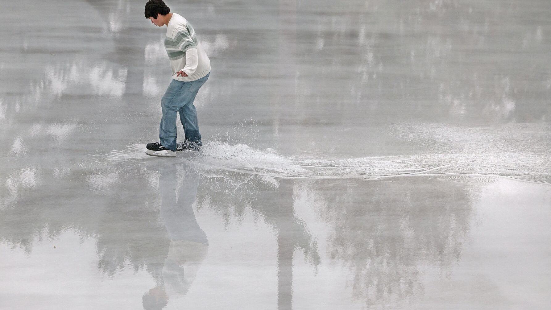 Ice water? Steinberg Skating Rink opens in balmy weather